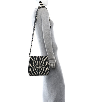 BOTTEGA VENETA Tufted Zebra Clip Bag Black White
