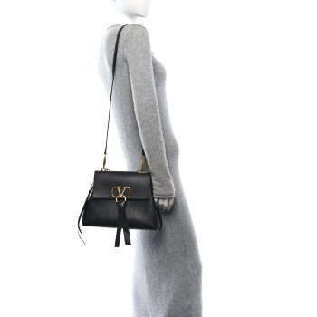 VALENTINO GARAVANI Pebbled Calfskin Large VRing Chain Shoulder Bag Black