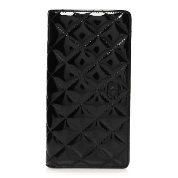 CHANEL Patent Calfskin Quilted Yen Wallet So Black