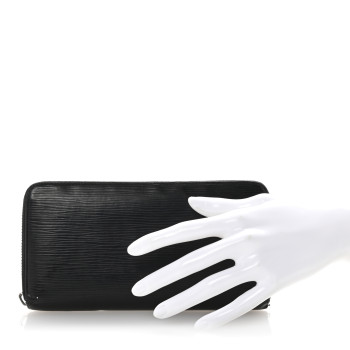 LOUIS VUITTON Epi Zippy Organizer Wallet Black