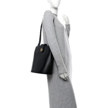 LOUIS VUITTON Epi Cluny Black