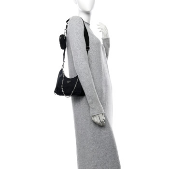 PRADA Nylon Re-Edition 2005 Shoulder Bag Black