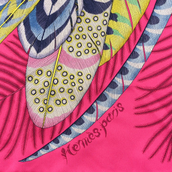 HERMES Silk Plumes En Fete Scarf 90 Rose Vif Bleu Vert