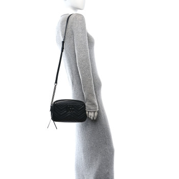 GUCCI Calfskin Matelasse Monochrome Small GG Marmont Chain Shoulder Bag Black