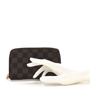 LOUIS VUITTON Damier Ebene Zippy Compact Wallet