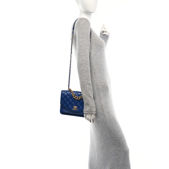 CHANEL Calfskin Caviar Quilted Chain Handle Flap Blue