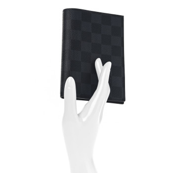 LOUIS VUITTON Damier Graphite Passport Cover