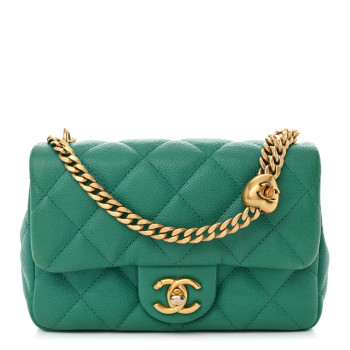 CHANEL Caviar Quilted Mini Sweetheart Flap Green