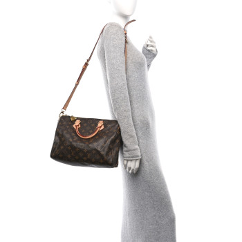 LOUIS VUITTON Monogram Speedy Bandouliere 30