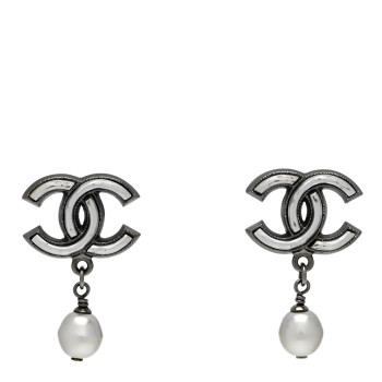 CHANEL Pearl CC Drop Earrings Ruthenium Grey