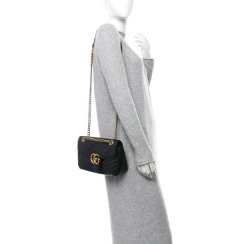 GUCCI Calfskin Matelasse Small GG Marmont Shoulder Bag Black