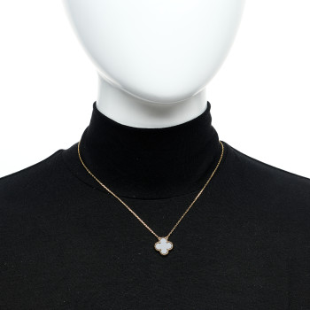 VAN CLEEF & ARPELS 18K Yellow Gold Black Onyx Vintage Alhambra Pendant Necklace