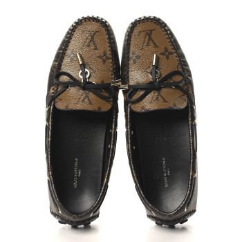 LOUIS VUITTON Patent Reverse Monogram Gloria Loafers 39