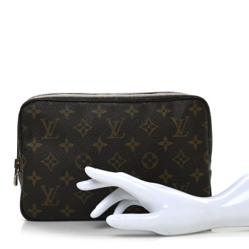 LOUIS VUITTON Monogram Trousse Toilette 23