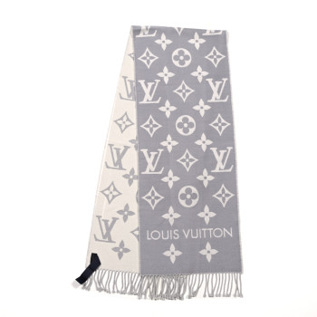 LOUIS VUITTON Wool Monogram LV Essential Scarf Gris Clair