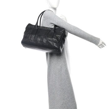 CHANEL Lambskin Square Stitched Lax Large Tote Black