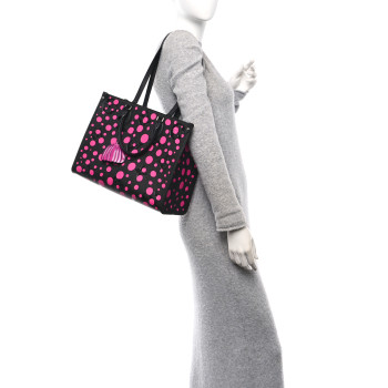 LOUIS VUITTON LV X YK Empreinte Monogram Giant Onthego MM Black Fuchsia