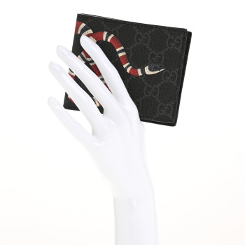 GUCCI GG Supreme Monogram Kingsnake Nice Bi-Fold Wallet Black Grey