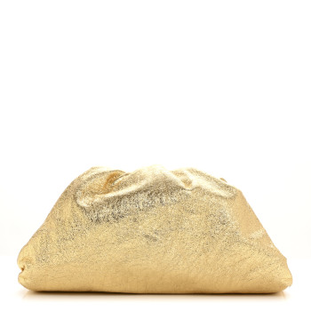 BOTTEGA VENETA Metallic Crinkled Lambskin The Pouch Oversized Clutch Oro