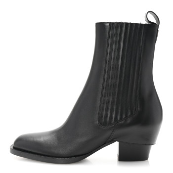 FENDI Vitello Ankle Boots 38.5 Black
