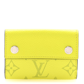 LOUIS VUITTON Monogram Taiga Discovery Compact Wallet Yellow