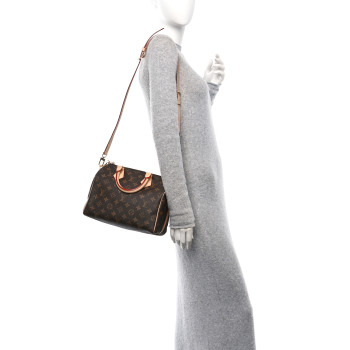 LOUIS VUITTON Monogram Speedy Bandouliere 25