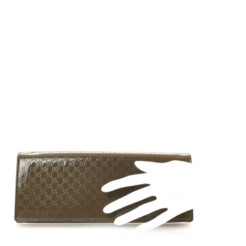 GUCCI Patent Microguccissima Small Broadway Clutch Grey Field