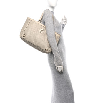 GUCCI Guccissima Large Abbey Tote Off White
