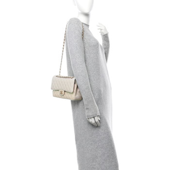 CHANEL Iridescent Lambskin Quilted Medium Double Flap Ivory