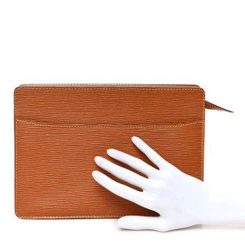 LOUIS VUITTON Epi Pochette Homme Clutch Cipango