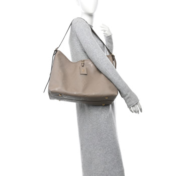 LOUIS VUITTON Empreinte Monogram Giant CarryAll MM Tourterelle