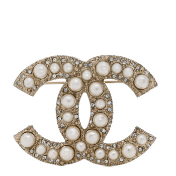 CHANEL Metal Crystal Graduated Pearl CC Brooch Gold