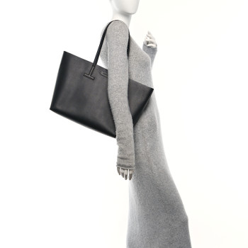 TOM FORD Grained Calfskin Small T Tote Black