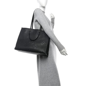 LOUIS VUITTON Empreinte Monogram Giant Onthego GM Black