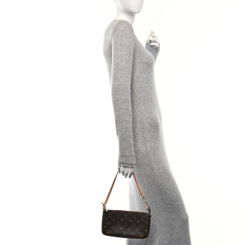 LOUIS VUITTON Monogram Chain Pochette Accessories