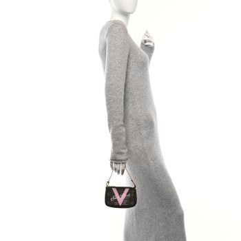 LOUIS VUITTON Monogram V Porto Cervo Mini Pochette Accessories Rose Ballerine