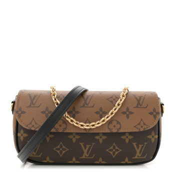 LOUIS VUITTON Reverse Monogram Ivy Wallet On Chain