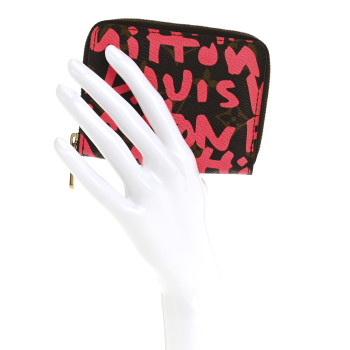LOUIS VUITTON Monogram Graffiti Zippy Coin Purse Fuchsia