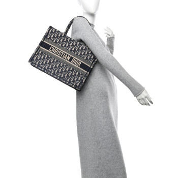 CHRISTIAN DIOR Oblique Medium Book Tote Blue Multicolor