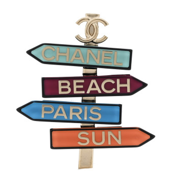 Resin Chanel By The Sea Sign Brooch Multicolor