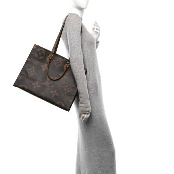 LOUIS VUITTON Reverse Monogram Giant Onthego GM