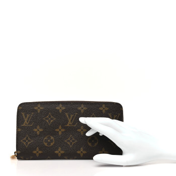 LOUIS VUITTON Monogram Zippy Wallet