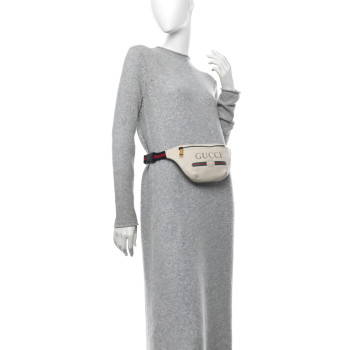 GUCCI Grained Calfskin Small Logo Belt Bag White