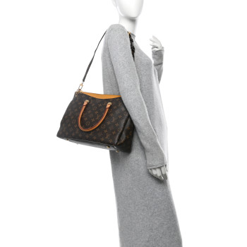 LOUIS VUITTON Monogram Pallas Safran
