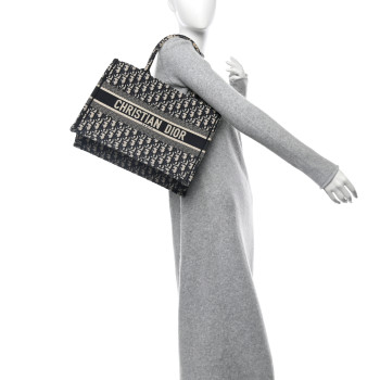 CHRISTIAN DIOR Oblique Medium Book Tote Blue Multicolor