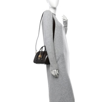 GIVENCHY Box Calfskin Toy Lock Antigona Shoulder Bag Ebony Brown