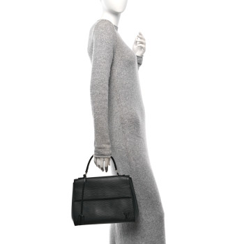 LOUIS VUITTON Epi Cluny BB Black