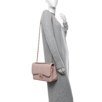 CHANEL Calfskin Chevron Quilted Jumbo Double Flap Light Pink