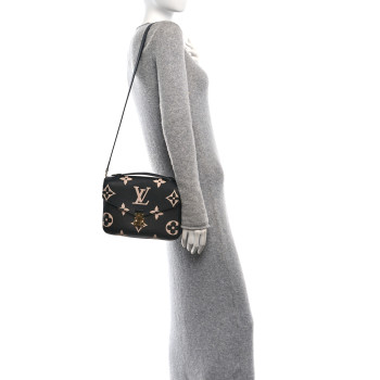 LOUIS VUITTON Empreinte Monogram Giant Pochette Metis Black Beige