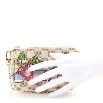 LOUIS VUITTON Damier Azur 2021 Christmas Animation Hollywood Mini Pochette Accessories Fuchsia